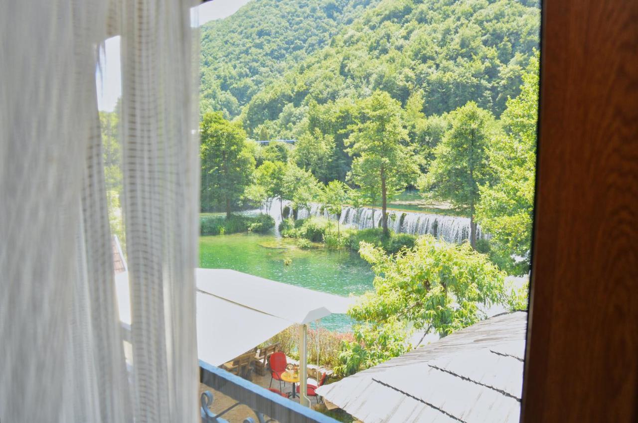 Konoba Slapovi Motel ไยเซ ภายนอก รูปภาพ