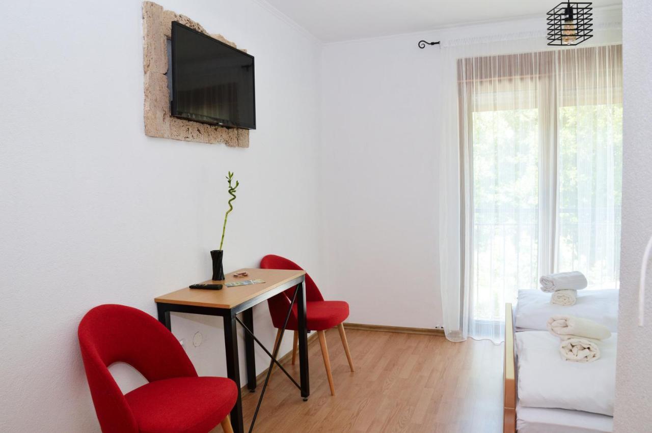 Konoba Slapovi Motel ไยเซ ภายนอก รูปภาพ