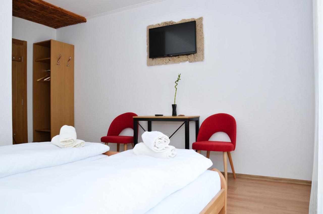 Konoba Slapovi Motel ไยเซ ภายนอก รูปภาพ