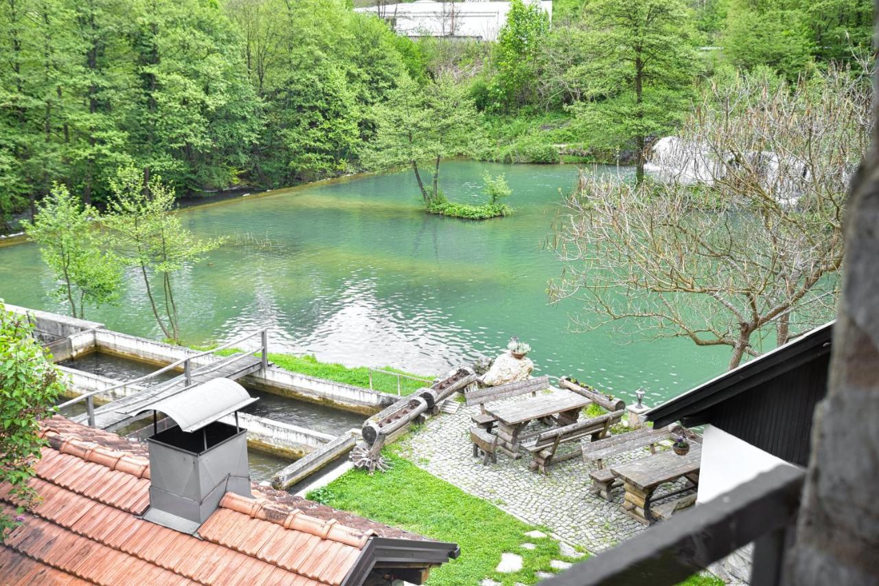 Konoba Slapovi Motel ไยเซ ภายนอก รูปภาพ