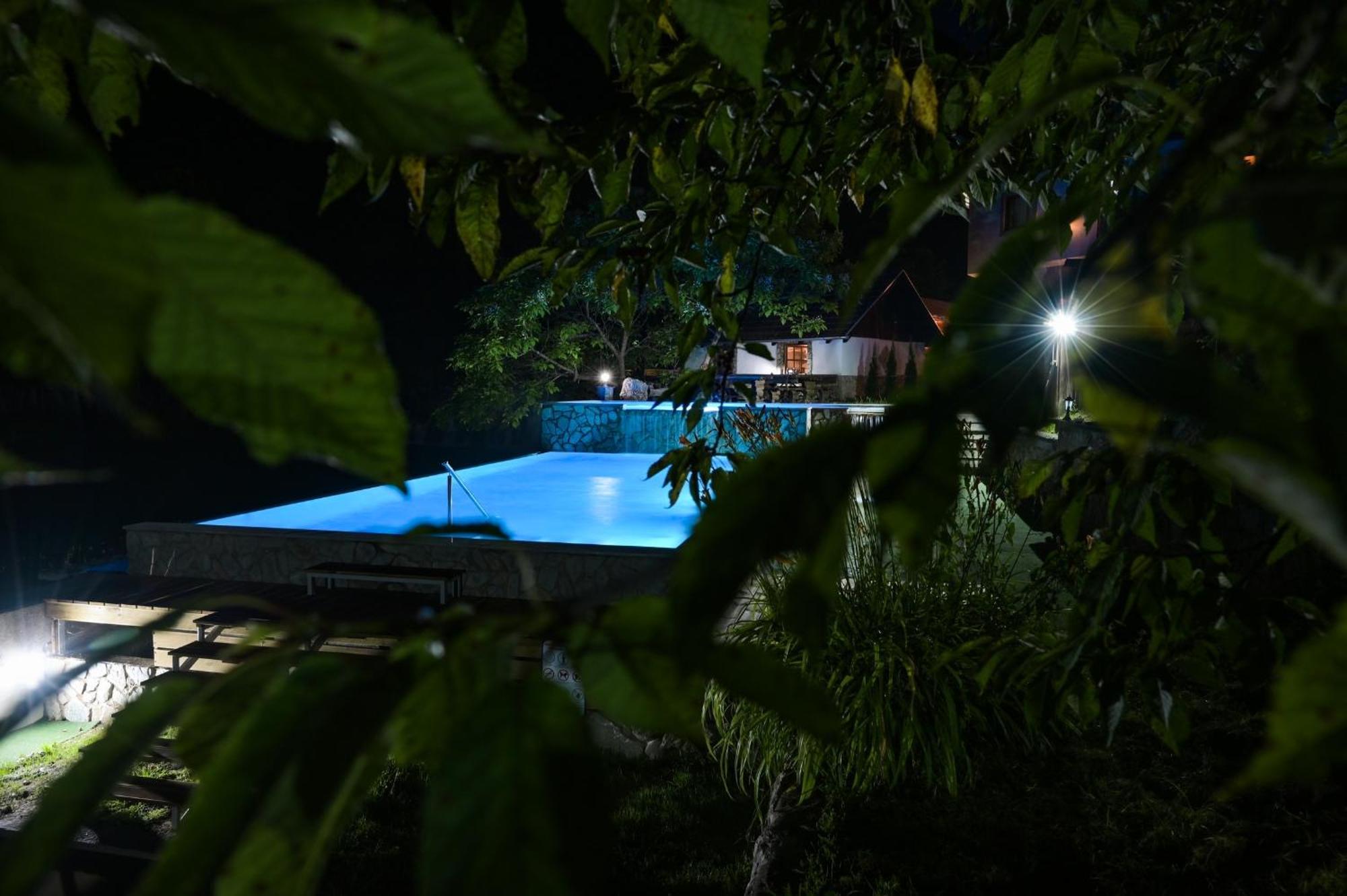 Konoba Slapovi Motel ไยเซ ภายนอก รูปภาพ